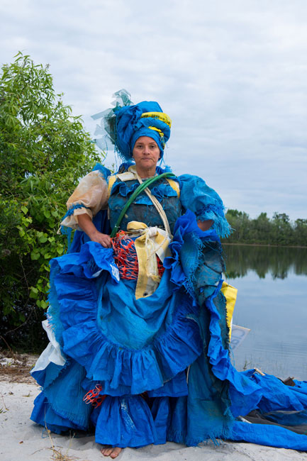 Wanda Raimundi-Ortiz, EXODUS / PILGRIMAGE, 2019
Mixed media: recovered FEMA tarps and debris from Puerto Rico, December 2018
Designed by Kristina Tollefson in collaboration with Wanda Raimundi-Ortiz
Dimensions variable 
Documentation of performance: video and still photographs